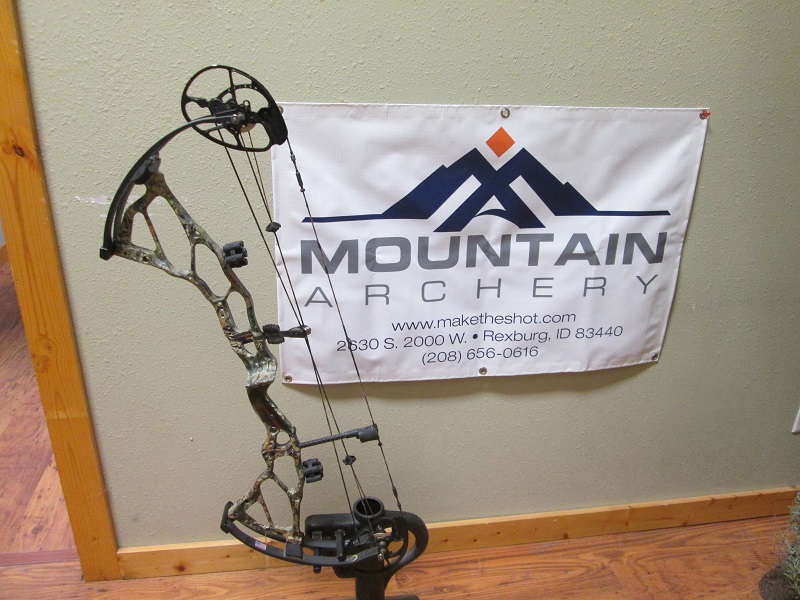 Bowtech - BTX 28 RH 70LB Mossy Oak