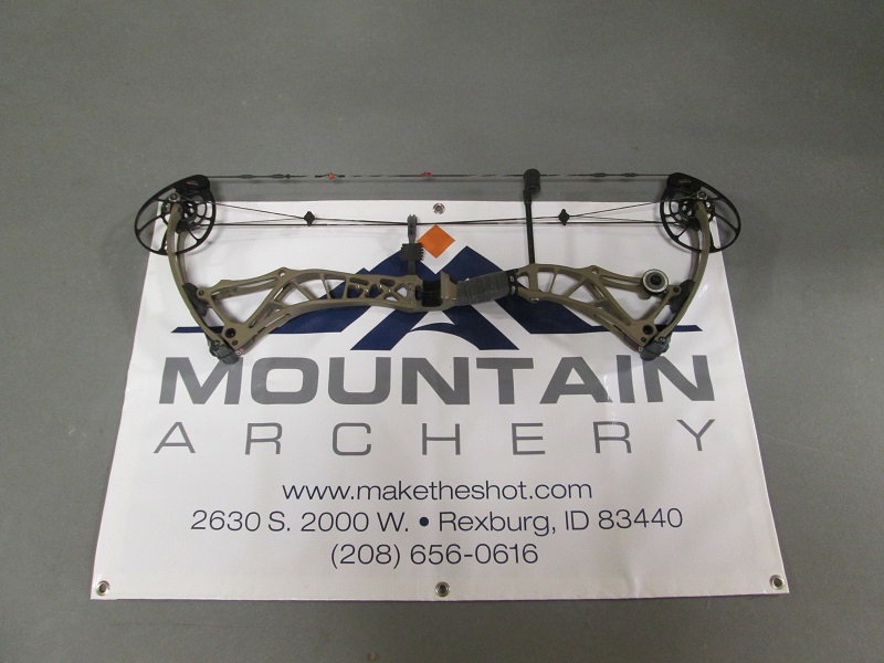 Bowtech - Realm RH 60LB Flat Dark Earth *USED*